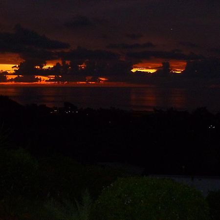 Flamboyant Ocean View - Ex Hillside Haven Apartamento Tamarin Exterior foto