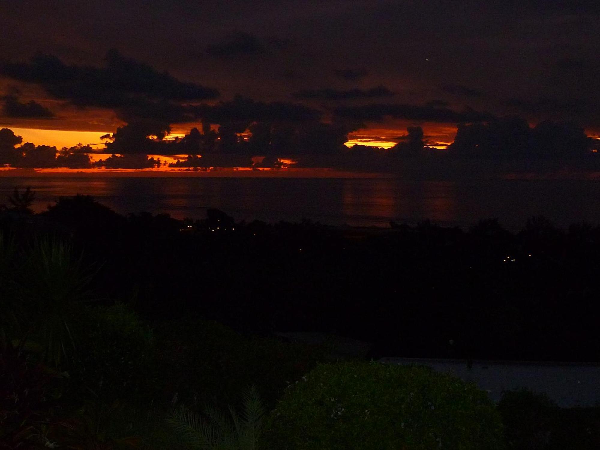 Flamboyant Ocean View - Ex Hillside Haven Apartamento Tamarin Exterior foto